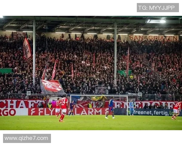 海牙后备球队与埃门后备球队的精彩对决分析与战术探讨