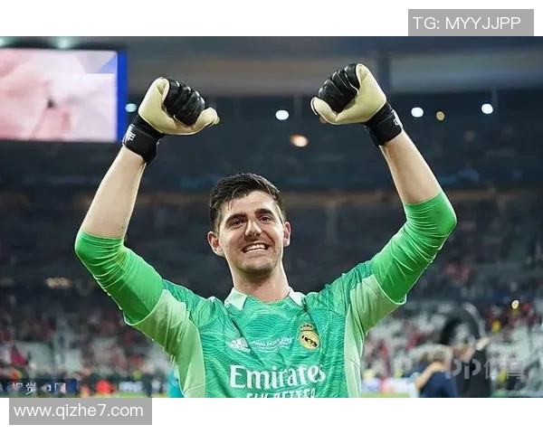 库尔图瓦：守护球门的传奇门将与他在足球世界的辉煌历程